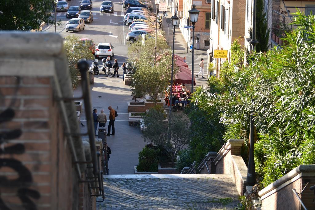 Apartamento Stairway To Heaven Roma Exterior foto